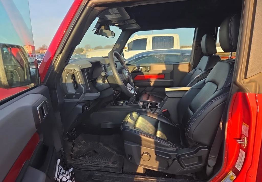 Used 2023 Ford Bronco 2-Door image 4