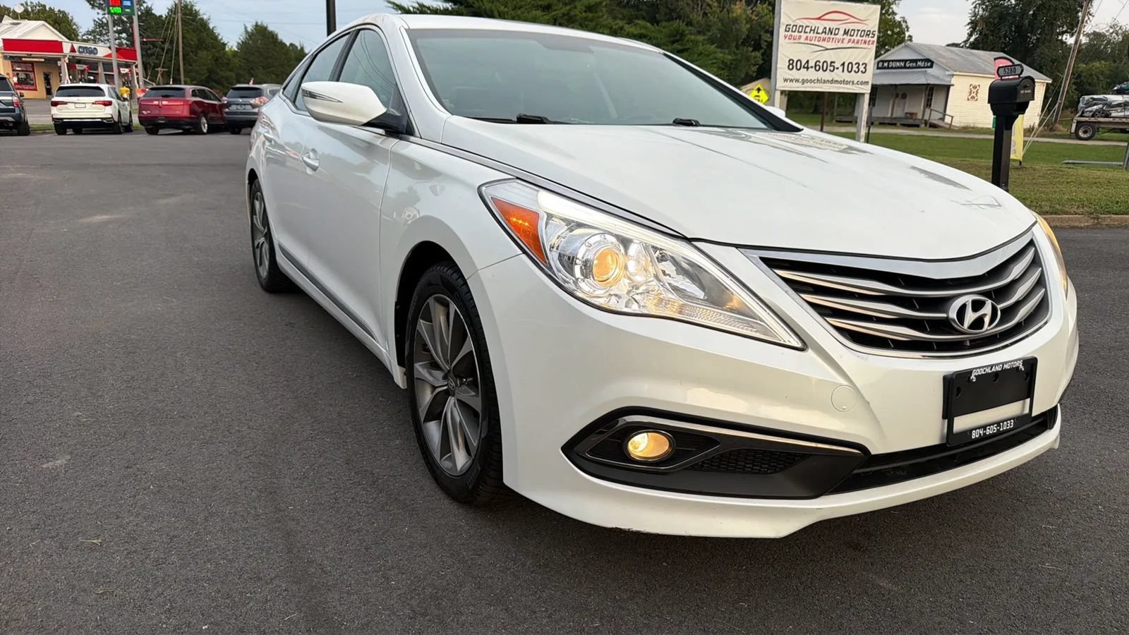 Used 2017 Hyundai Azera FWD image 11