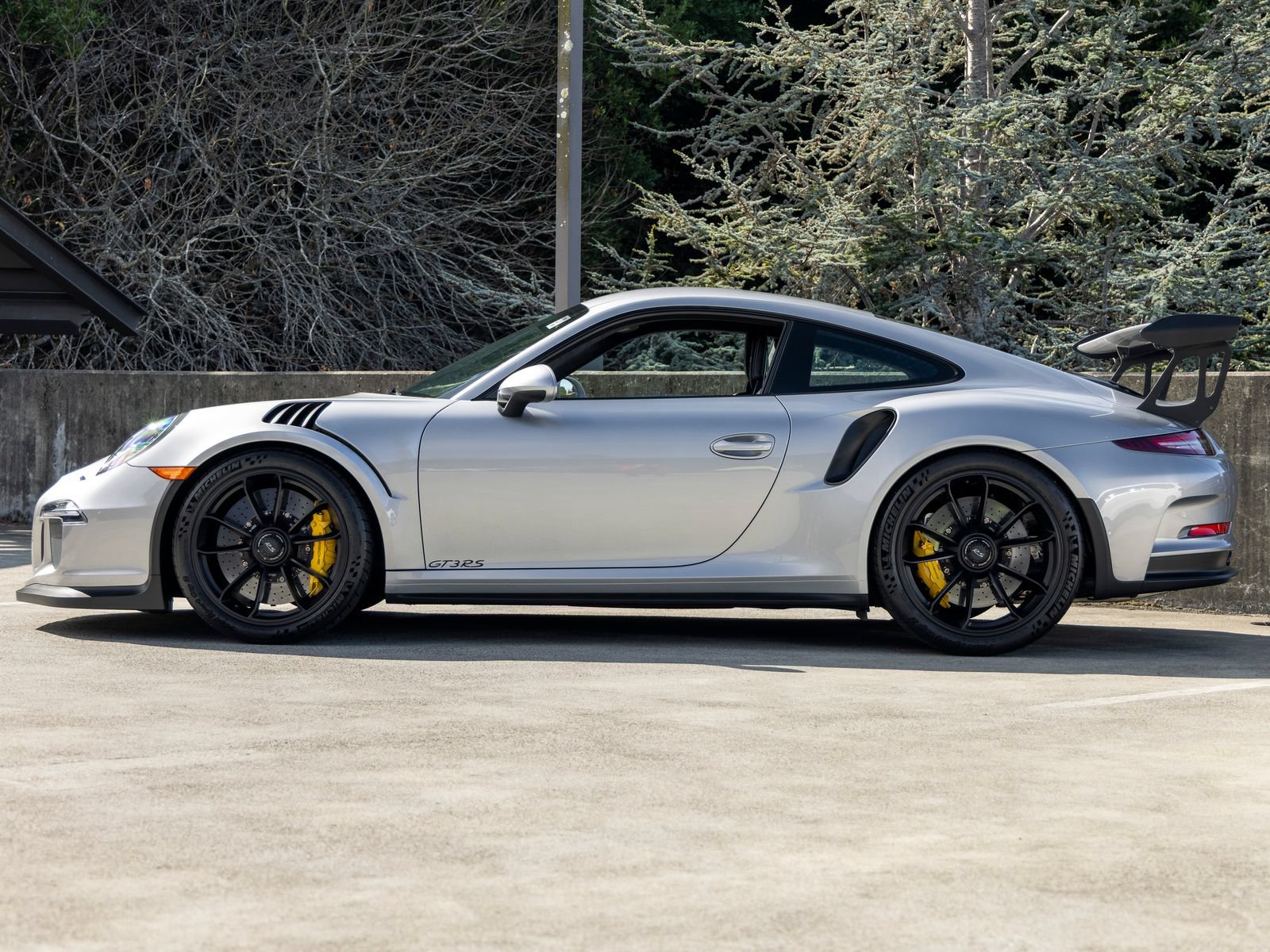 Used 2016 Porsche 911 GT3 RS RWD image 2
