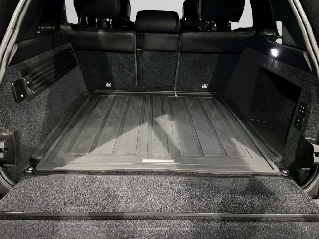 Used 2018 Land Rover Range Rover Long Wheelbase Supercharged AWD/4WD image 9