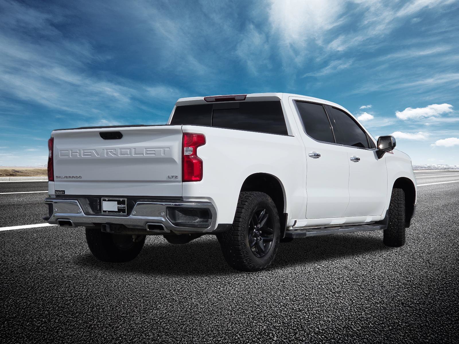 Used 2025 Chevrolet Silverado 1500 LTZ w/ Z71 Off-Road Package AWD/4WD image 21
