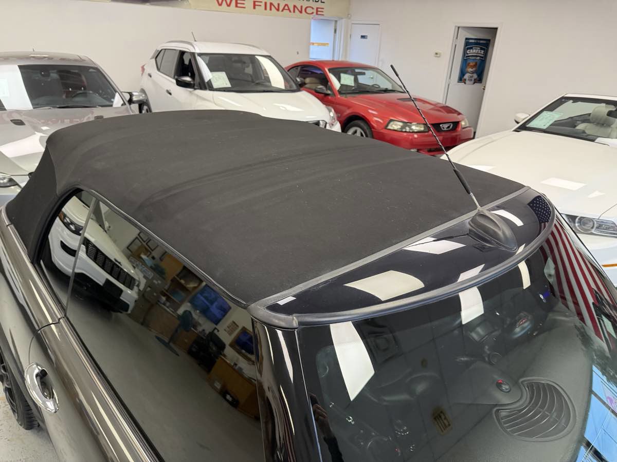 Used 2014 MINI Cooper S image 21