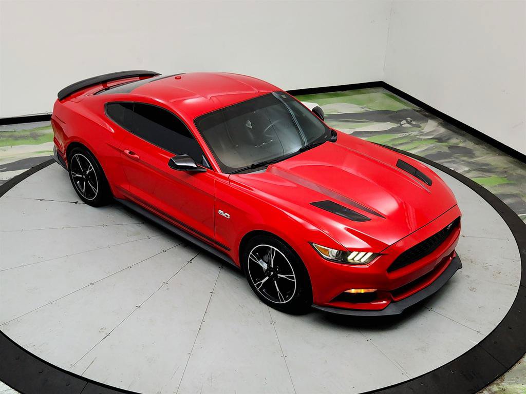 Used 2017 Ford Mustang GT Premium RWD image 30