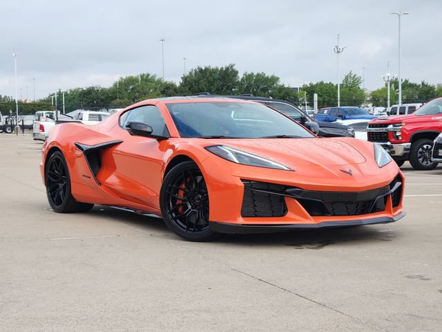 Used 2026 Chevrolet Corvette Z06 RWD image 3