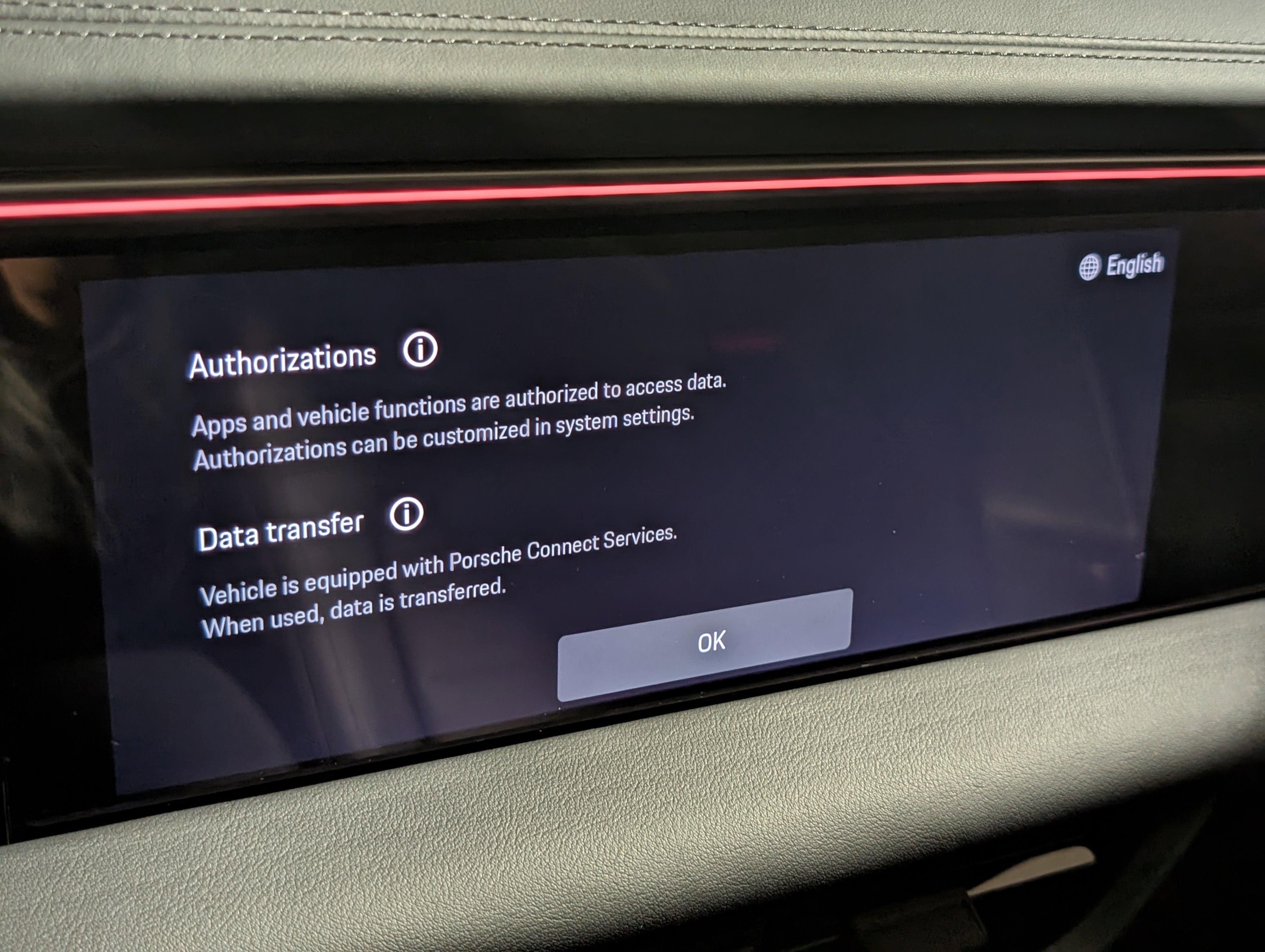 Used 2025 Porsche Macan 4 Electric image 36