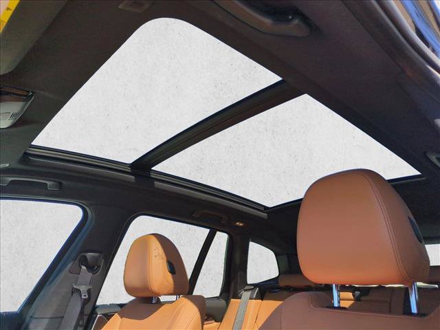Used 2024 BMW X3 sDrive30i w/ Premium Package RWD image 16