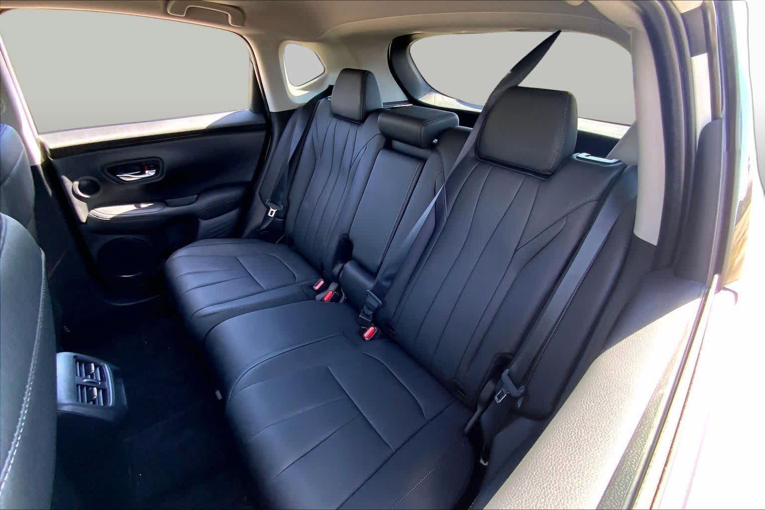 Certified 2025 Acura ADX AWD image 20