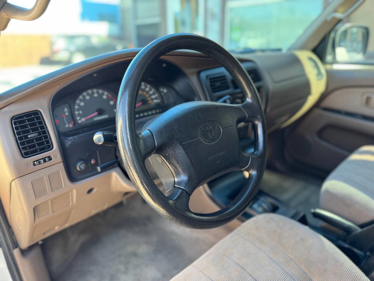 Used 2000 Toyota 4Runner Base 4dr SUV image 12