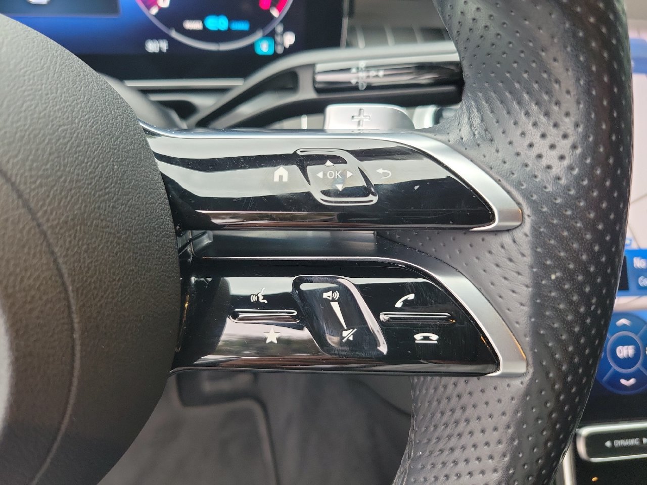 Used 2022 Mercedes-Benz C 300 4MATIC Sedan image 20