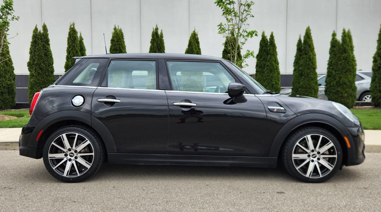 Used 2022 MINI Cooper S w/ Premium Package image 5