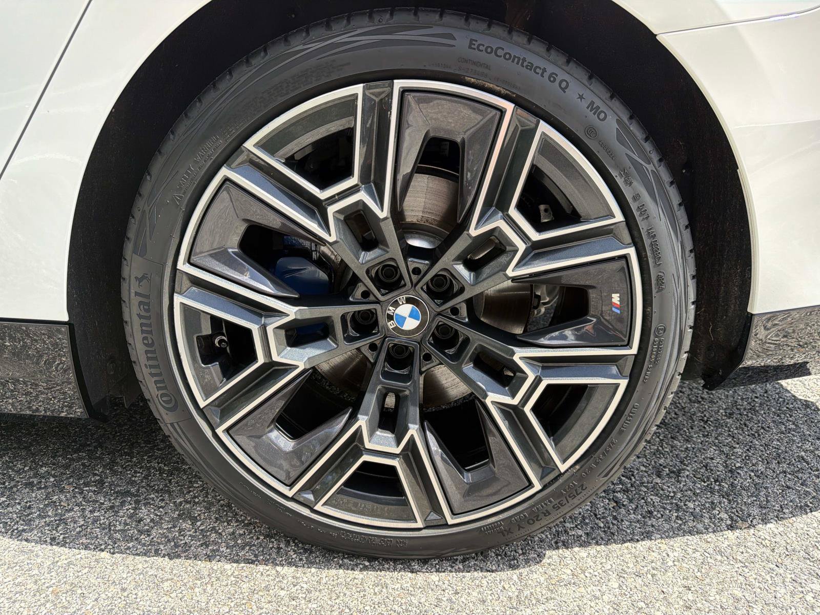 Used 2026 BMW i5 eDrive40 w/ M Sport Package RWD image 11