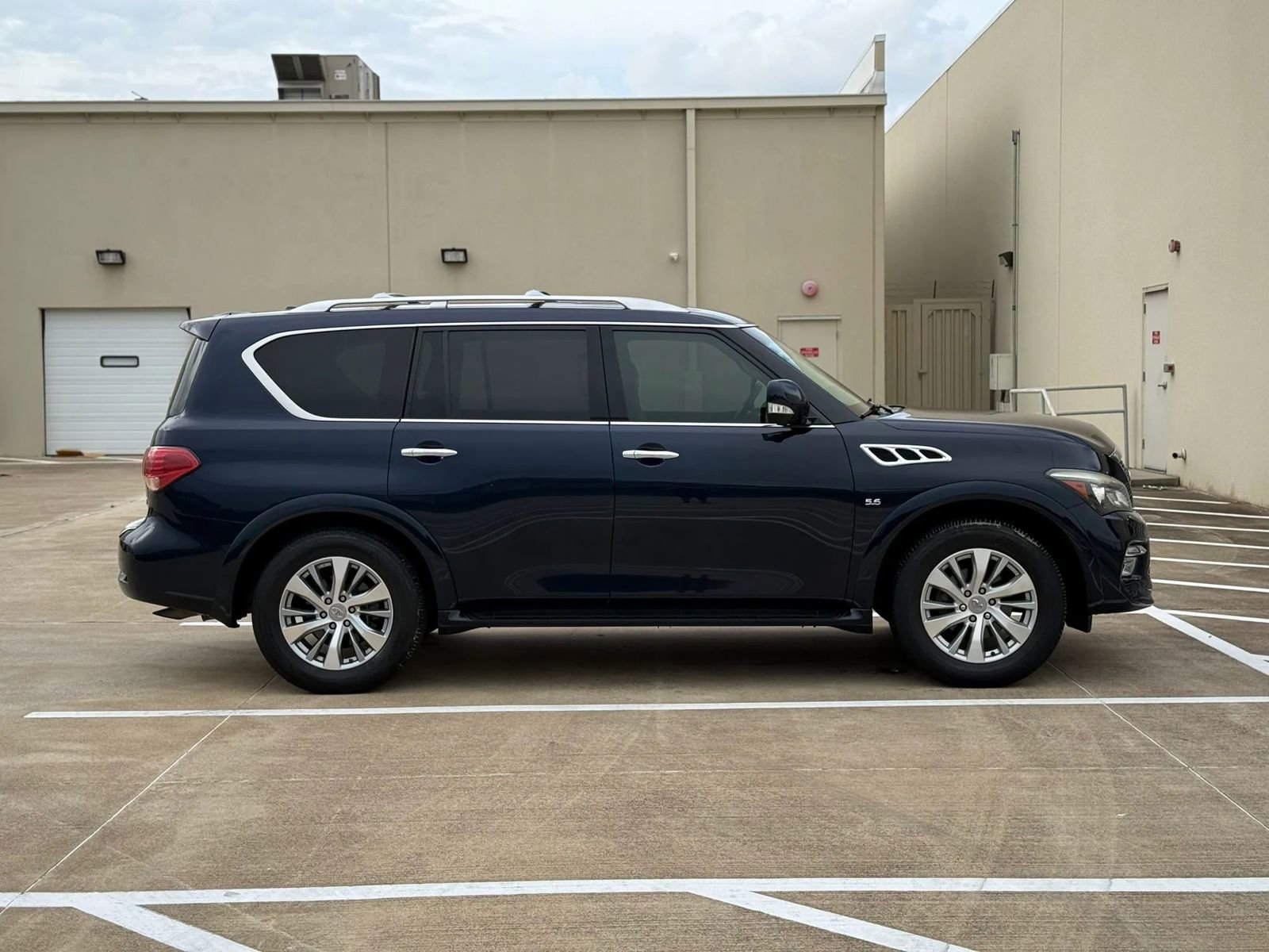 Used 2015 INFINITI QX80 2WD w/ 22" Wheel Package image 10