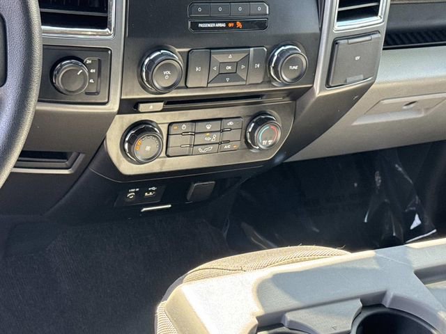 Used 2015 Ford F150 XLT image 21