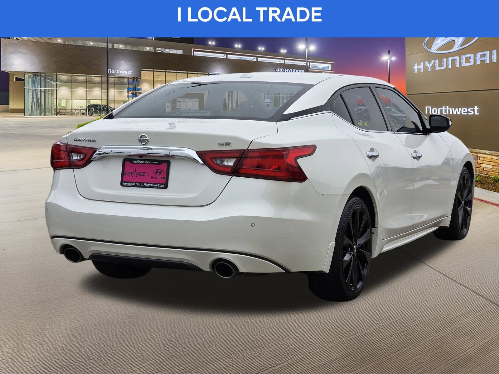 Used 2017 Nissan Maxima SR FWD image 7