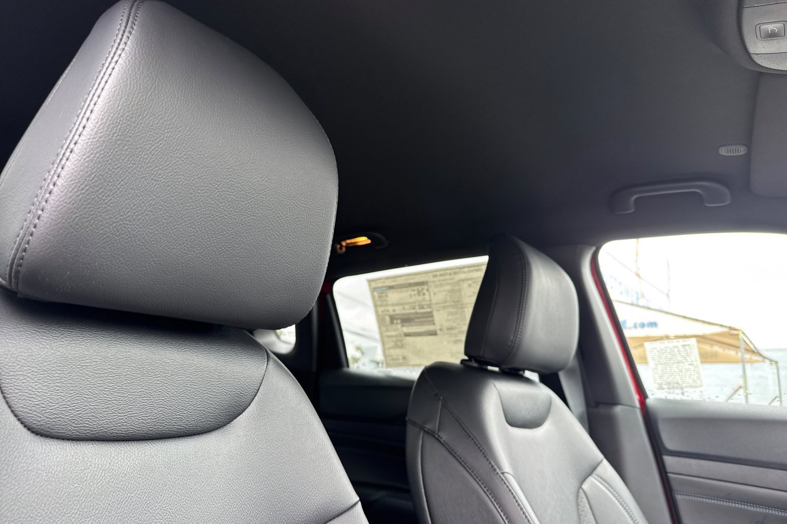 New 2026 Jeep Compass Latitude image 16