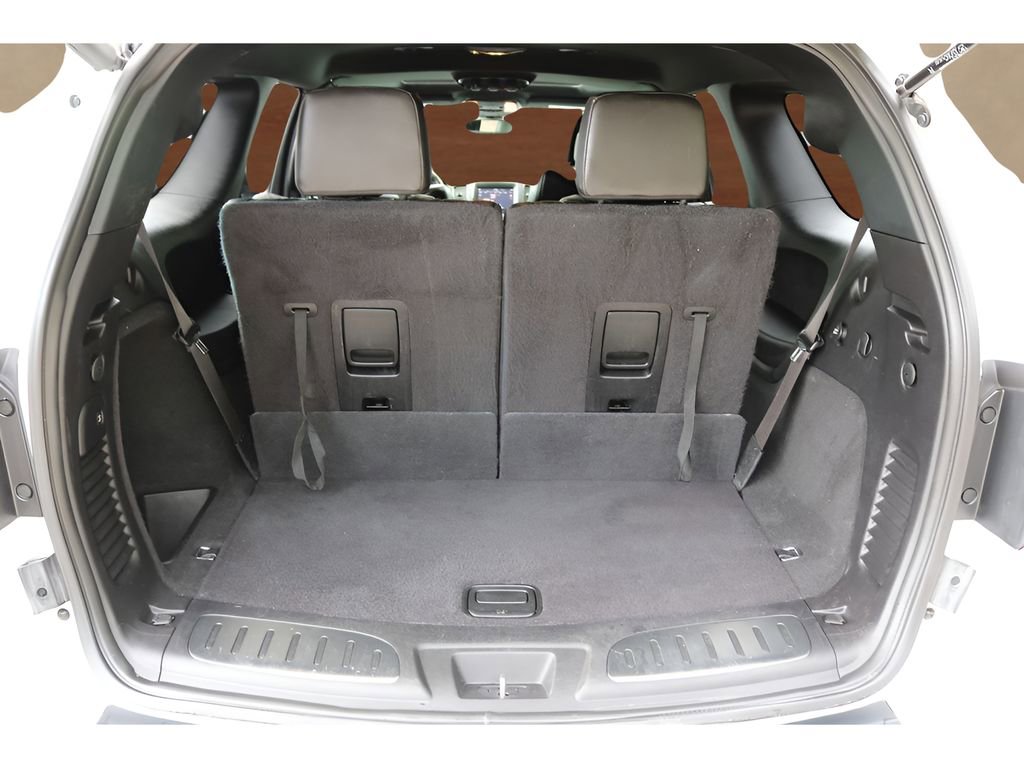 Used 2019 Dodge Durango R/T w/ Blacktop Package RWD image 19