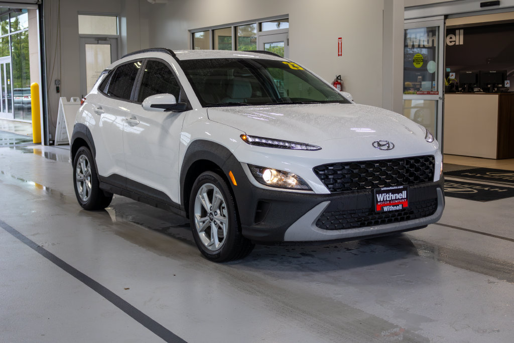 Used 2023 Hyundai Kona SEL w/ Cargo Package AWD/4WD image 5