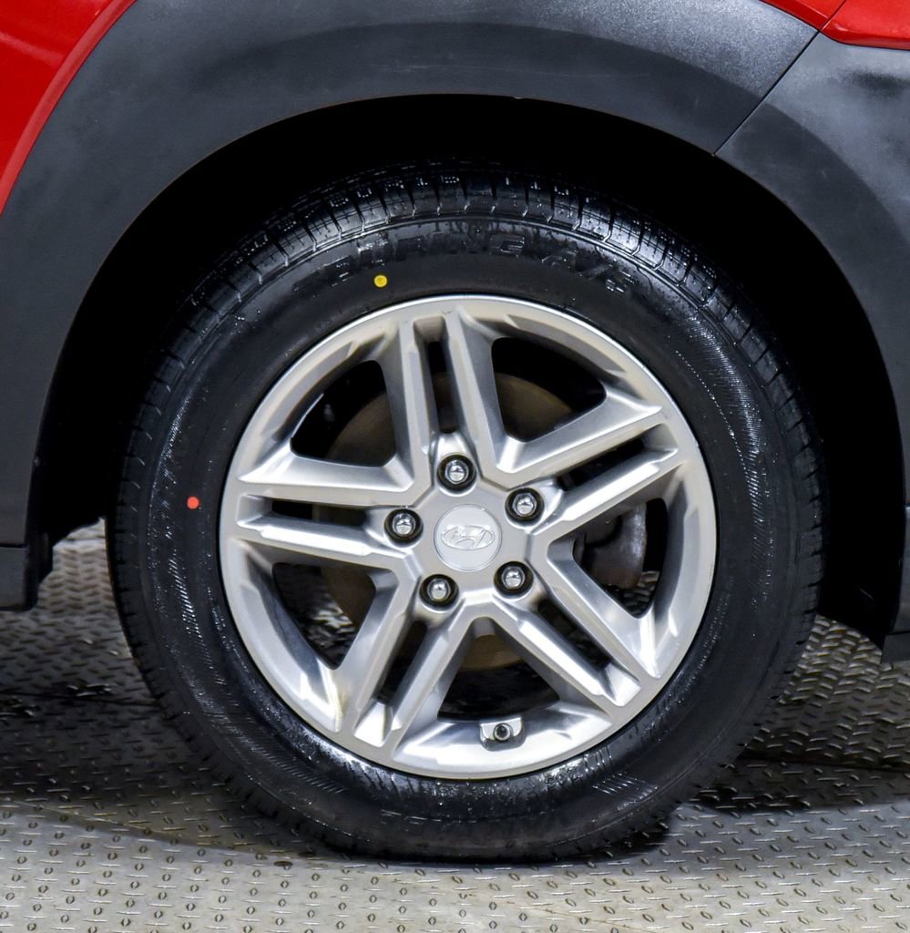 Used 2019 Hyundai Kona SE image 13