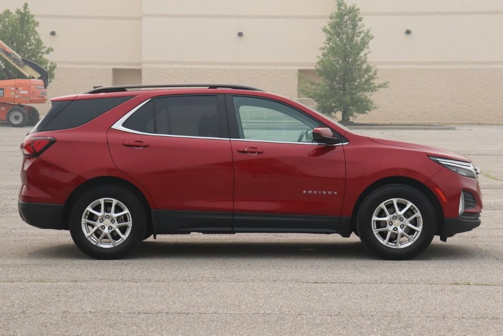 Used 2022 Chevrolet Equinox LT FWD image 11