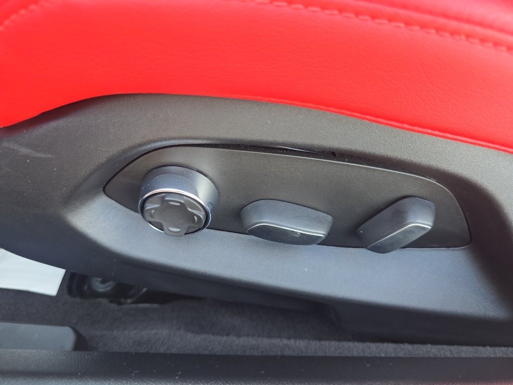 Certified 2020 Chevrolet Corvette Stingray Preferred Cpe w/ 2LT Preferred Equipment Group RWD image 12