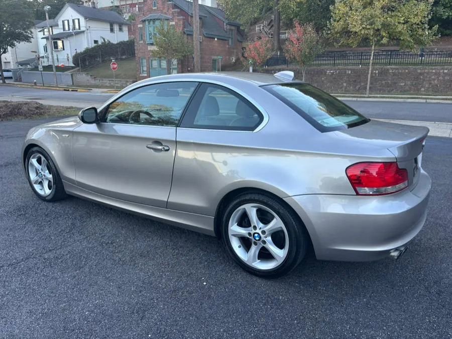 Used 2010 BMW 128i Coupe image 5