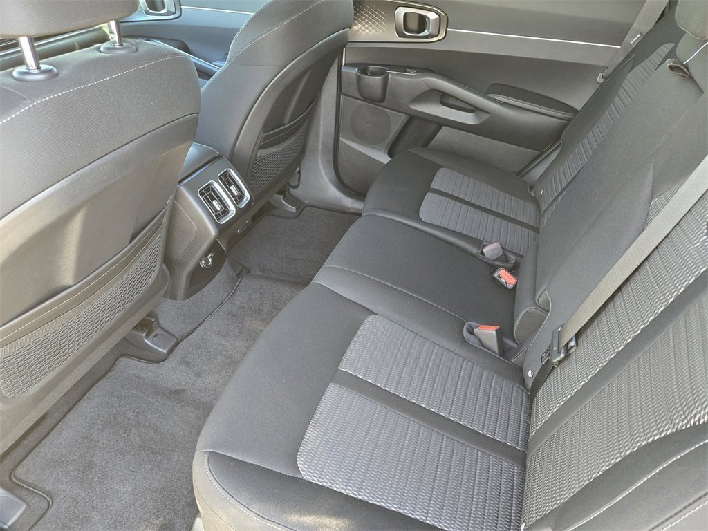 New 2026 Kia Sorento LX image 31