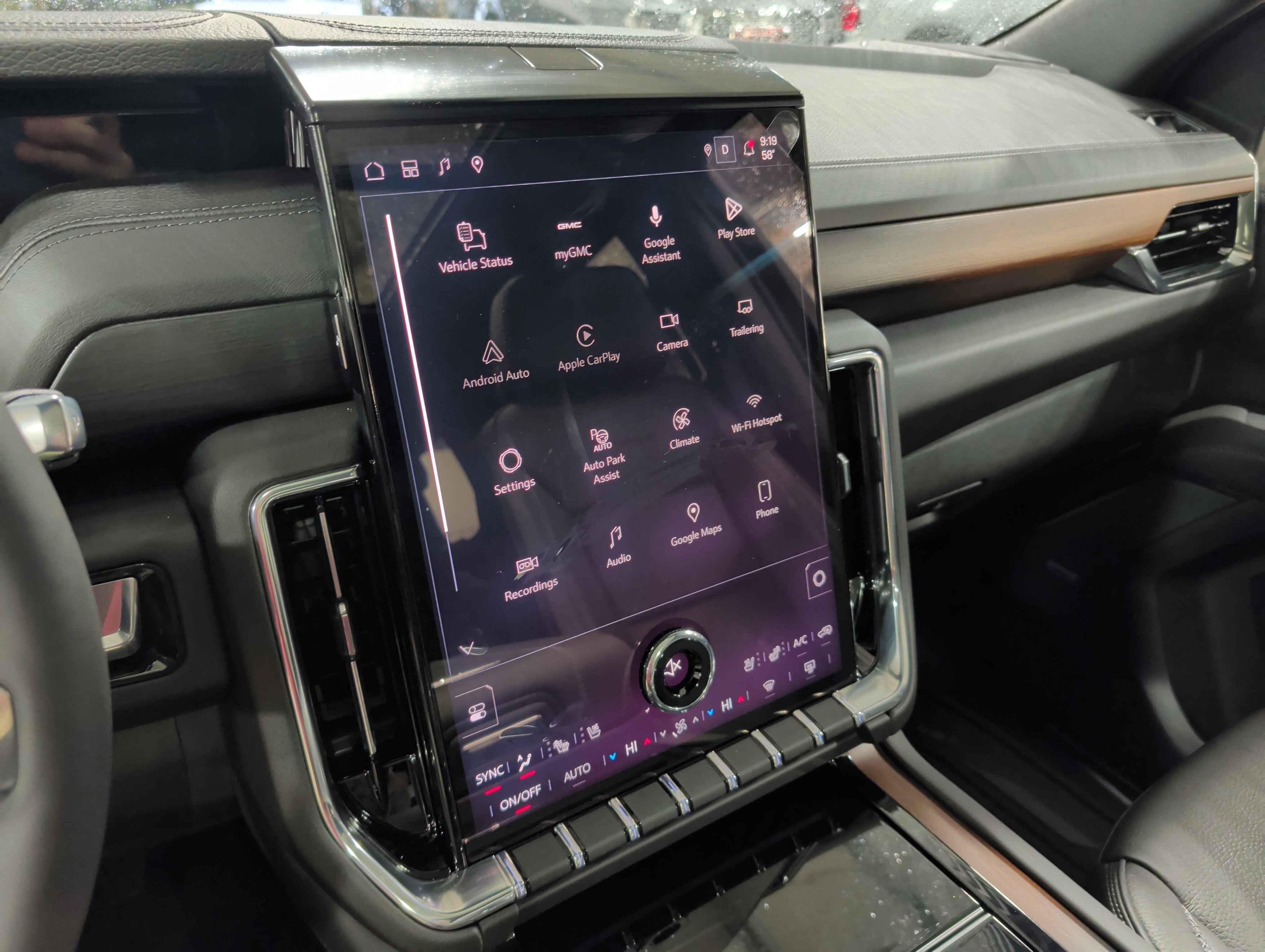 Used 2026 GMC Yukon Denali w/ Sun & Power Step Package image 12