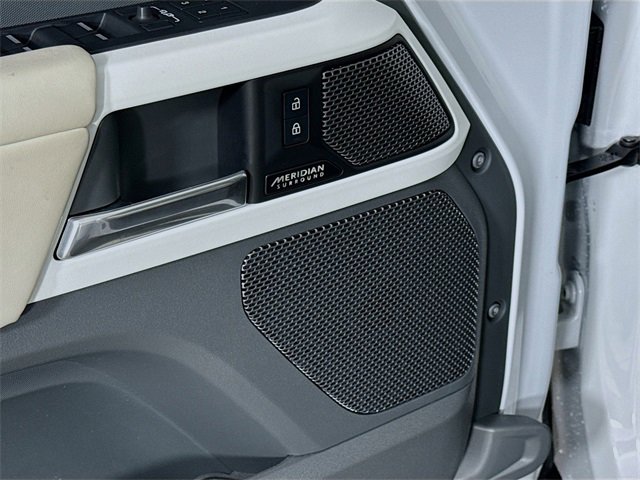 Certified 2023 Land Rover Defender 110 SE image 21