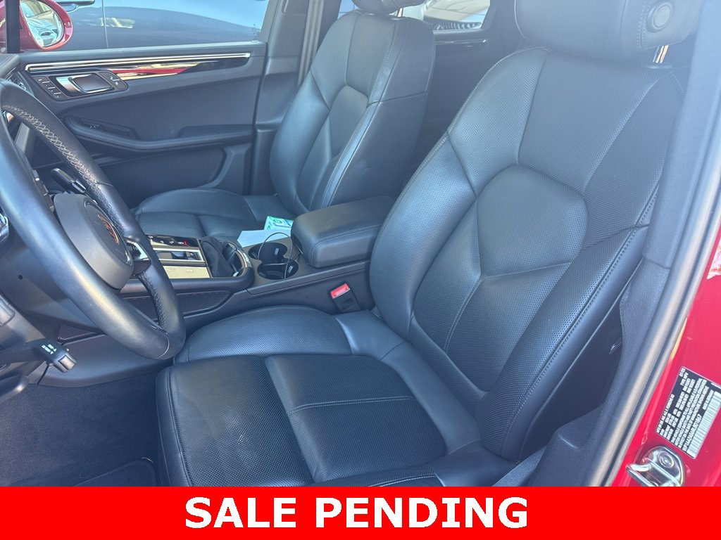 Used 2024 Porsche Macan image 16
