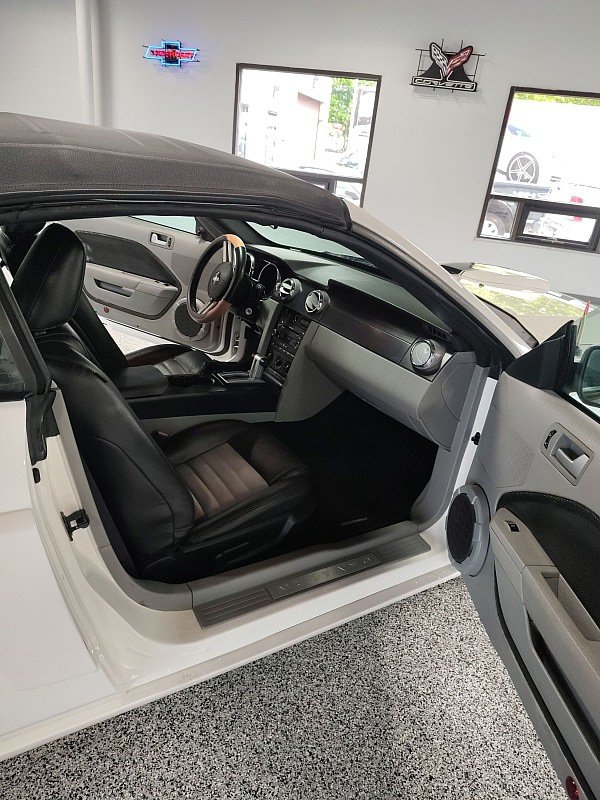 Used 2008 Ford Mustang GT Premium RWD image 29
