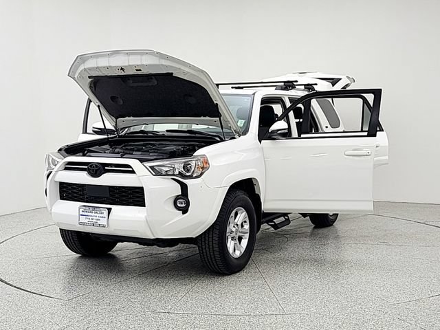 Used 2021 Toyota 4Runner SR5 Premium w/ Moonroof Package AWD/4WD image 9