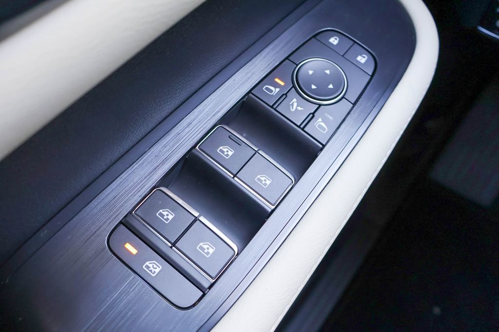 New 2026 Nissan Armada Platinum image 16