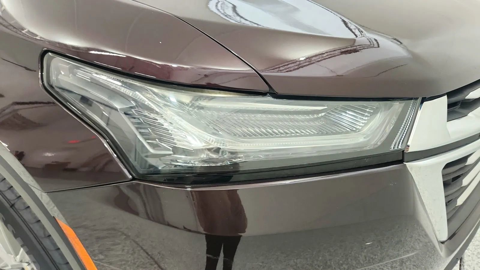 Used 2023 Chevrolet Traverse LT image 14