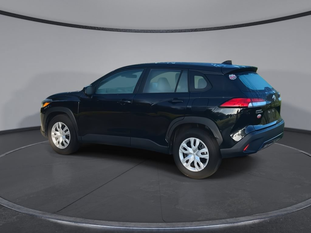 Used 2024 Toyota Corolla Cross L FWD image 6