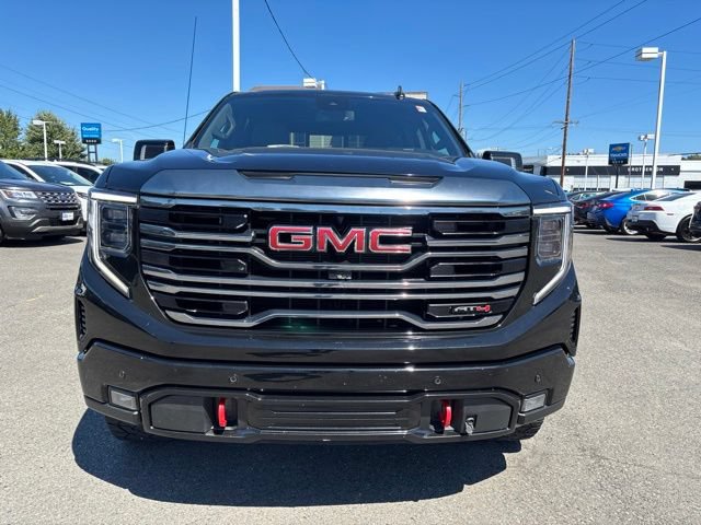 Used 2022 GMC Sierra 1500 AT4 w/ AT4 Premium Package AWD/4WD image 8