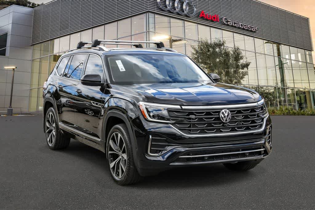 Used 2025 Volkswagen Atlas SEL Premium R-Line AWD/4WD image 5