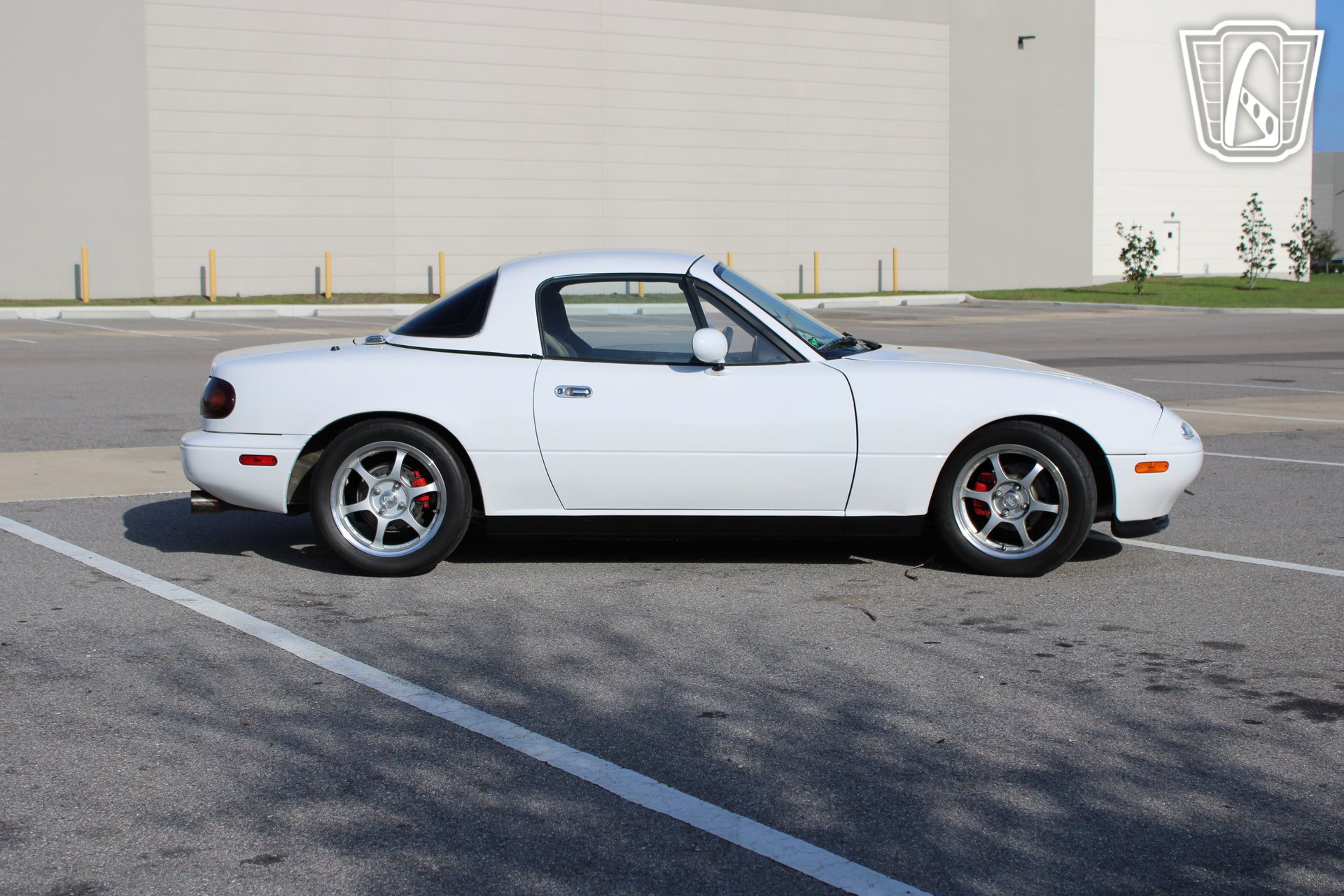 Used 1990 MAZDA MX-5 Miata image 11