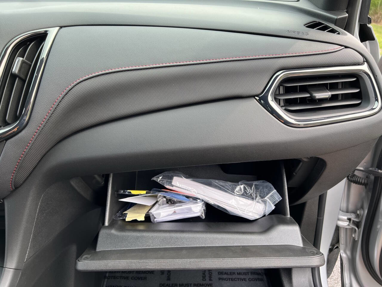 Used 2022 Chevrolet Equinox RS image 35