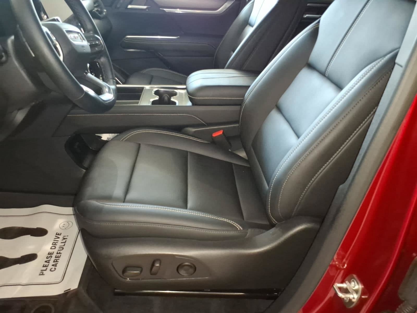 Used 2026 GMC Acadia Elevation w/ Black Edition AWD/4WD image 34