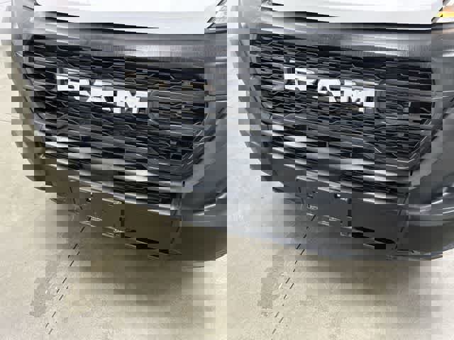 Used 2025 RAM ProMaster 2500 w/ Convenience Group image 26