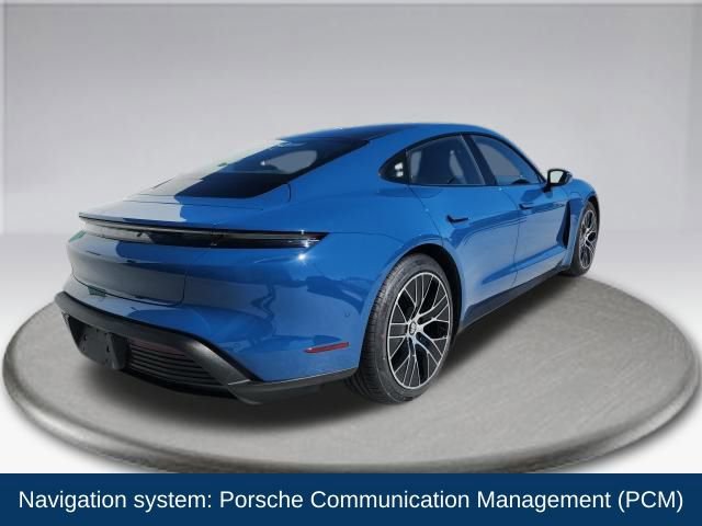 Used 2022 Porsche Taycan image 12