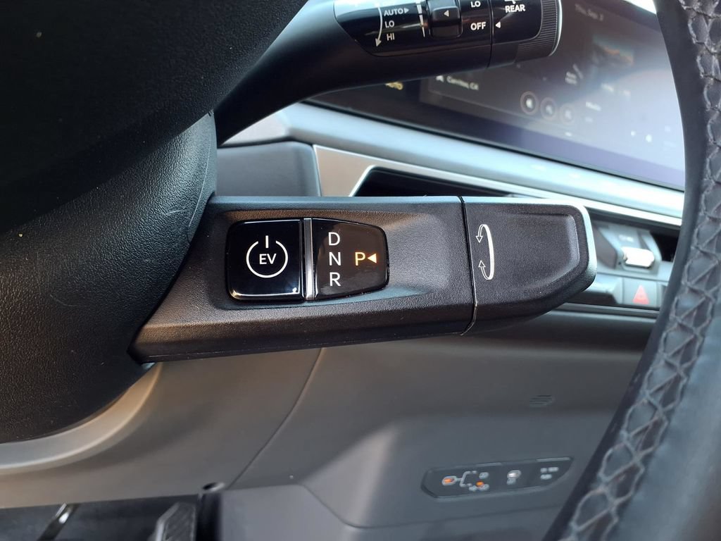 Certified 2024 Kia EV9 Light RWD image 18
