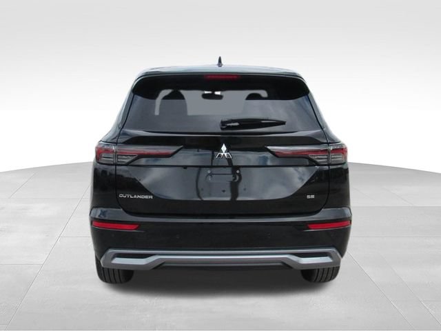 New 2025 Mitsubishi Outlander SE FWD image 4