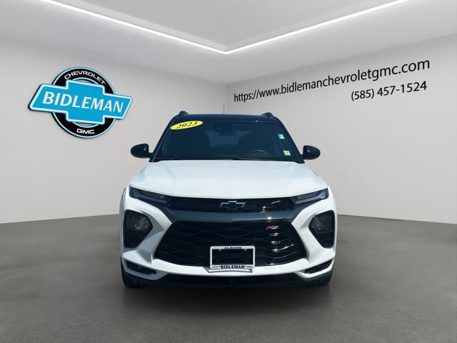Used 2023 Chevrolet TrailBlazer RS w/ Convenience Package AWD/4WD image 2