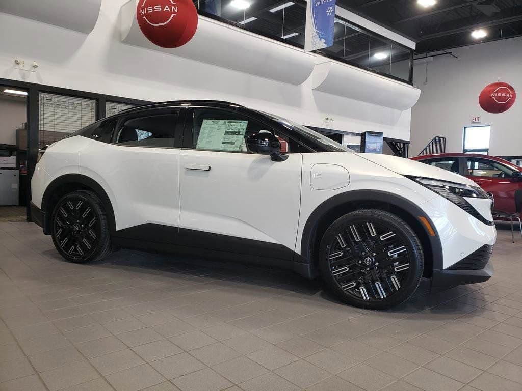 New 2026 Nissan Leaf Platinum+ w/ Cargo Package (Platinum+) image 5