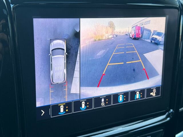 Used 2020 Chevrolet Traverse Premier image 25