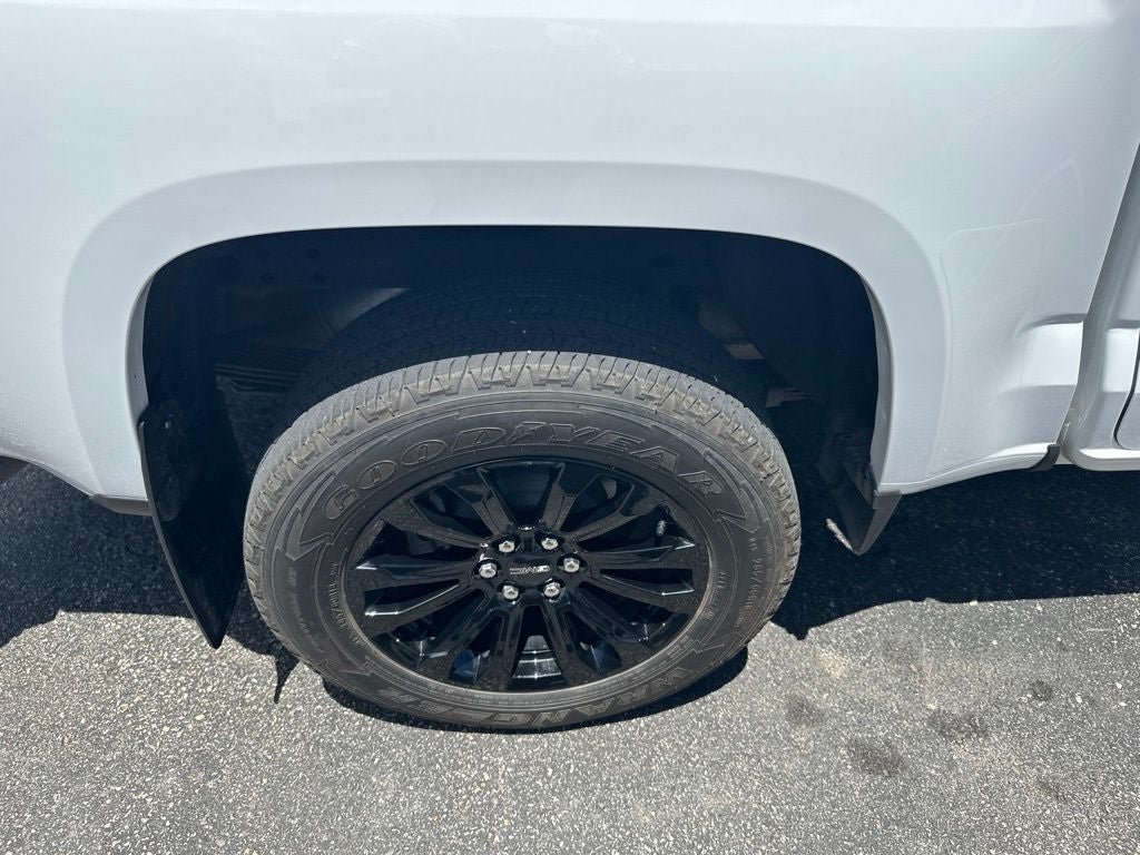 Used 2022 GMC Canyon Elevation w/ Elevation Premium Package AWD/4WD image 8