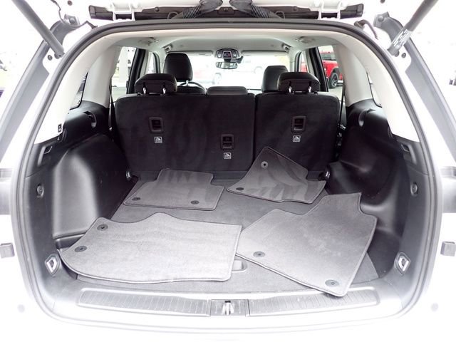 Certified 2023 Jeep Grand Cherokee Limited image 6