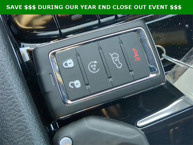 New 2024 Jeep Grand Cherokee Overland w/ Advanced Protech Group III image 30