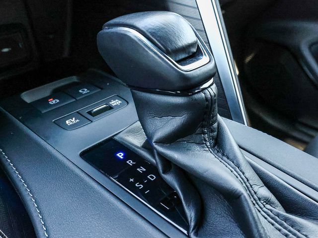 Used 2022 Toyota Venza XLE AWD/4WD image 24